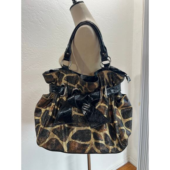 Giraffe Print Tote Bag with Black Trim Large Purse Satchel - Picture 12 of 15